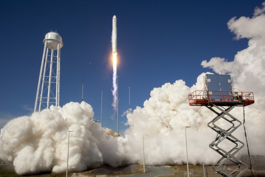 Крушение Antares и российское злорадство Крушение Antares и российское злорадство