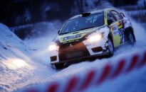 Per „Halls Winter Rally“ sulaikyta mušeikų kompanija, tarp jų – girtas pasienietis
