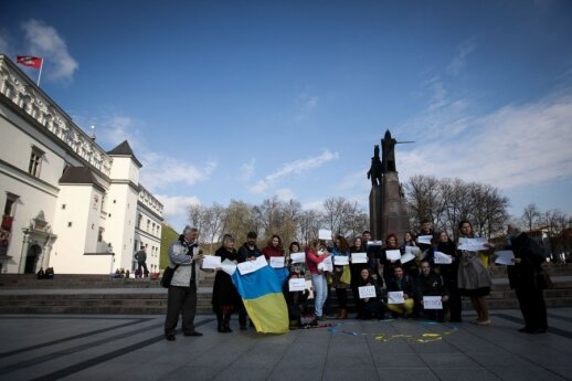 Lithuanians have expressed solidarity with Euromaidan on many occassions