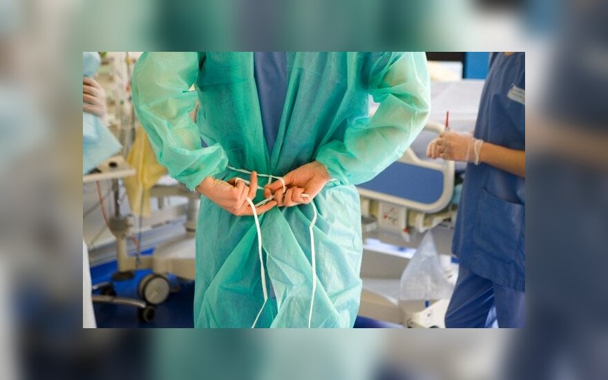 Medikas: jaučiuosi nejaukiai, kai atsisakau paciento padėkos