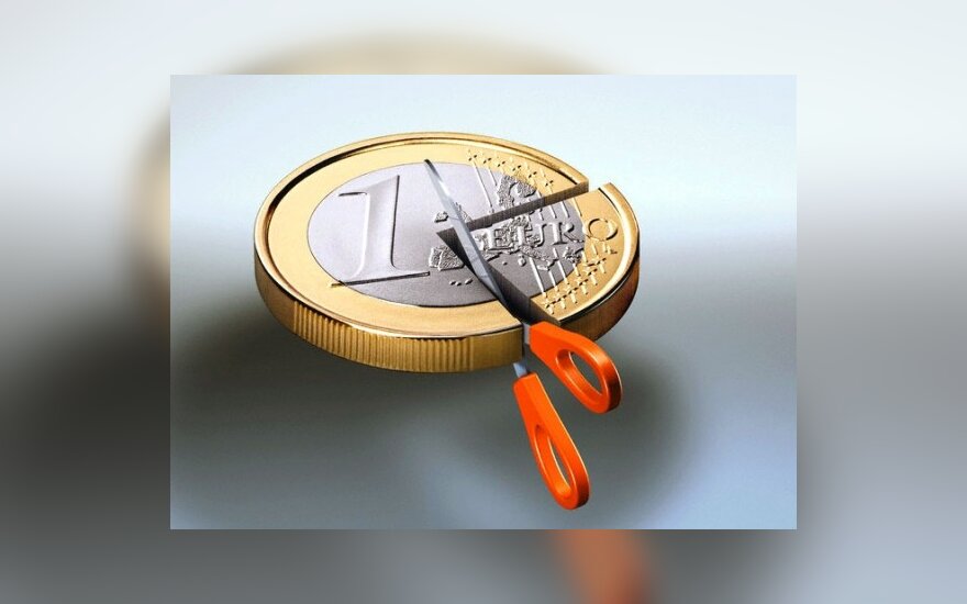 Šiemet pirmakursiams teks mažiau valstybės finansuojamų studijų vietų