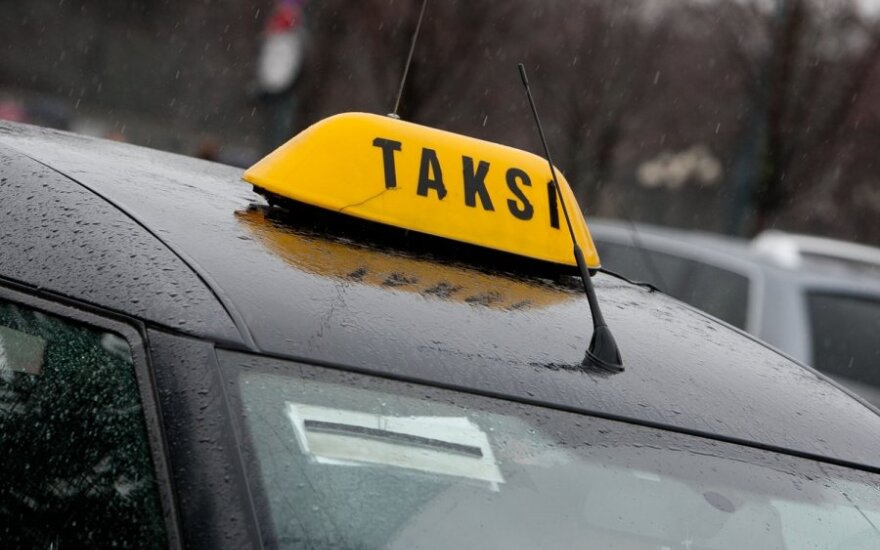 Таксист Завез Девочку В Лес И Оттрахал Таксист Завез Девочку В Лес И Оттрахал