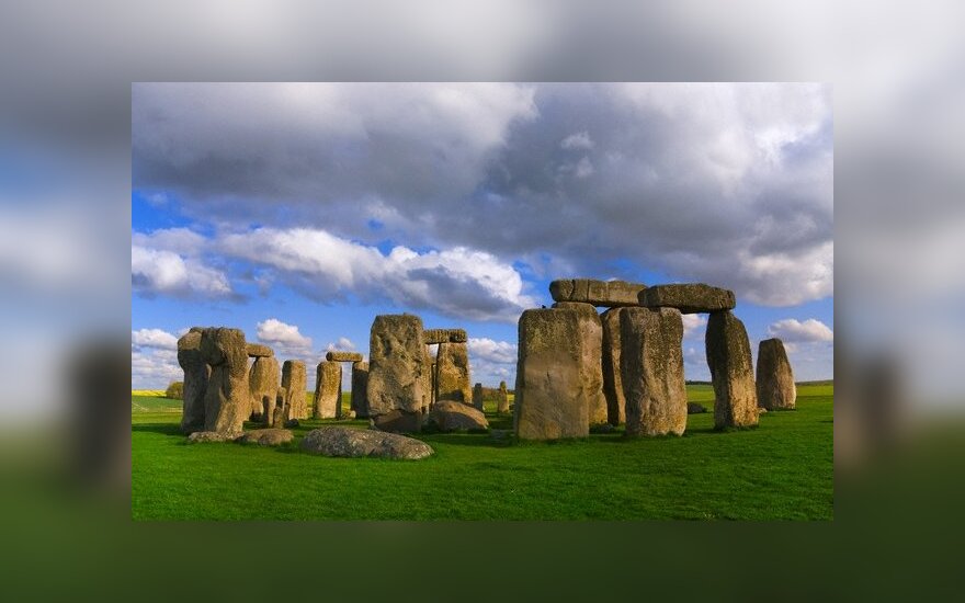Anglia: Nowe odkrycia w Stonehenge