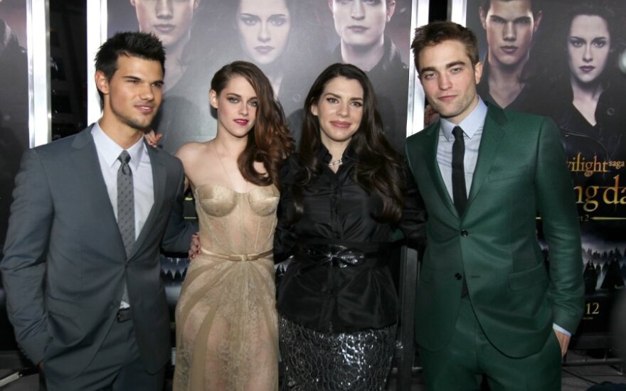 Tayloras Lautneris, Kristen Stewart, Stephenie Meyer  ir Robertas Pattinsonas