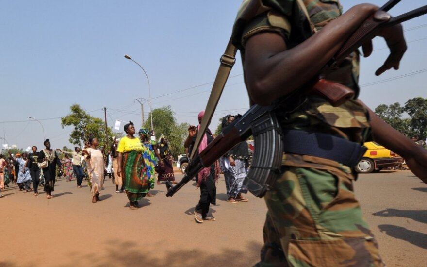 В Центральной Африке от погромов перешли к каннибализму