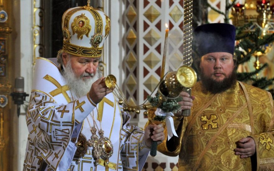 Патриарх Кирилл пожаловался казакам о "нападках на церковь"