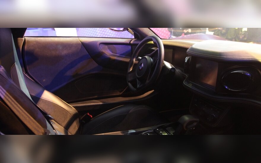 В Монако открылась выставка эксклюзивных автомобилей