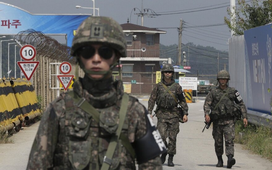 Минобороны и МИД Южной Кореи поручили готовиться к провокациям КНДР