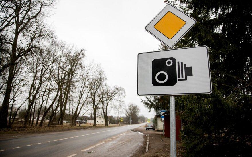 На дорогах Литвы появилось еще 56 радаров