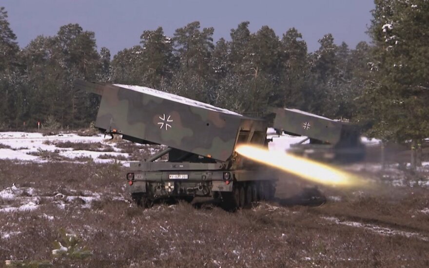 Литва рассматривает возможность купить ракетно-артиллерийские системы