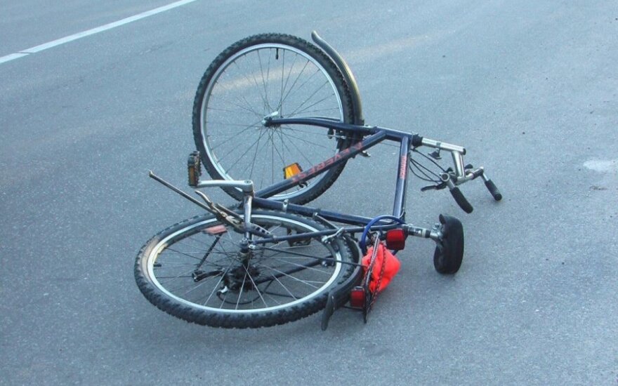 В Рокишкском районе погибла велосипедистка