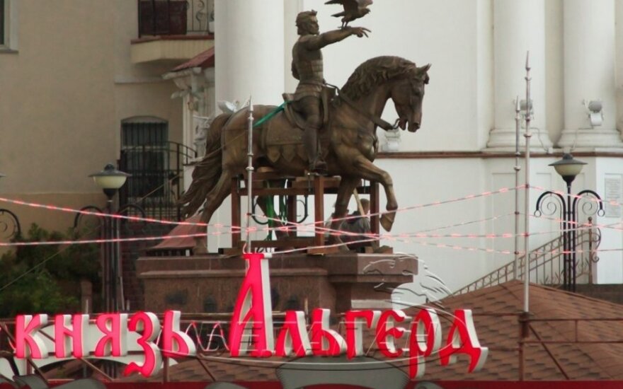 В Витебске смонтирован памятник князю Ольгерду