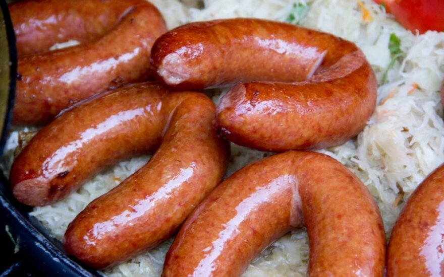 Из Литвы в Калининград нельзя ввозить колбасы и сосиски из свинины