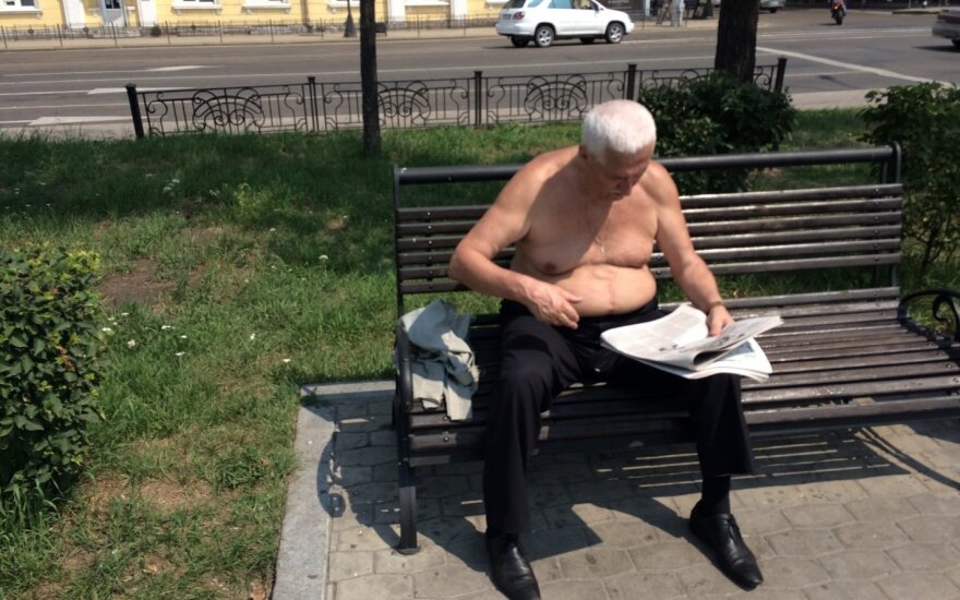 "Глас народа" в Иркутске: скоро война, мы сбросим атомную бомбу