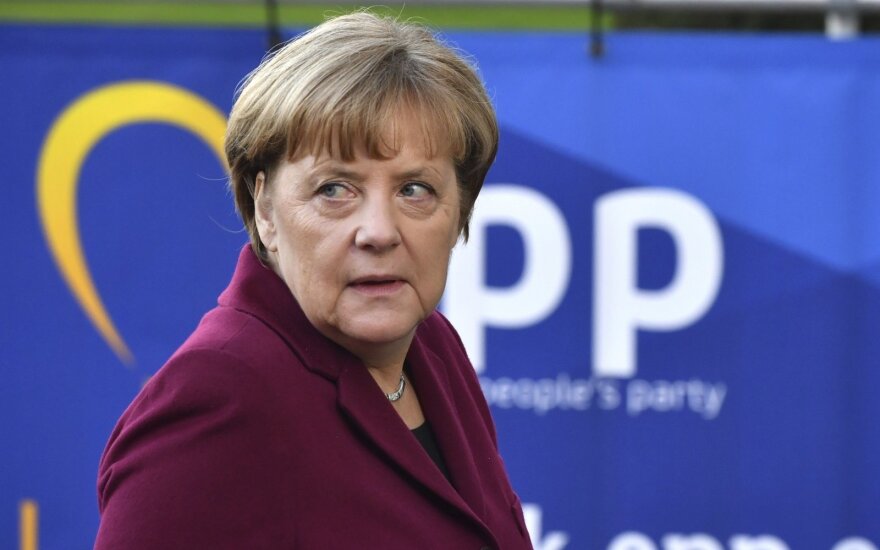 Меркель назвала происшествие с грузовиком в Берлине терактом
