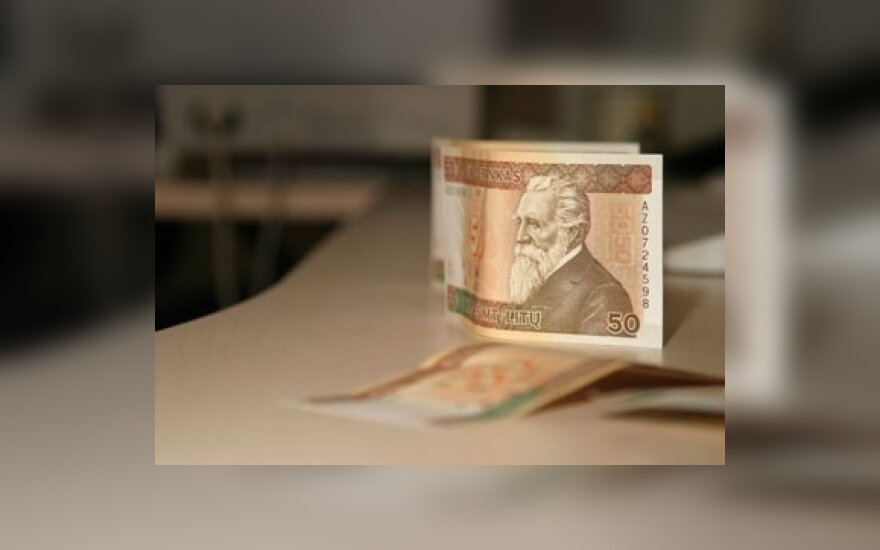 Ю.Имбрасас предлагает снизить налоги на предпринимательские удостоверения