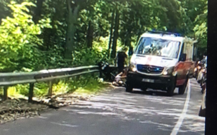 В Вильнюсе автомобиль нетрезвого водителя столкнулся с мотоциклом