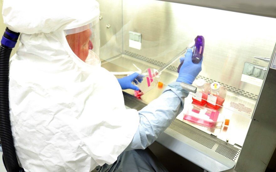 В Литве подтвердили еще пять случаев коронавируса, одна из заболевших - врач