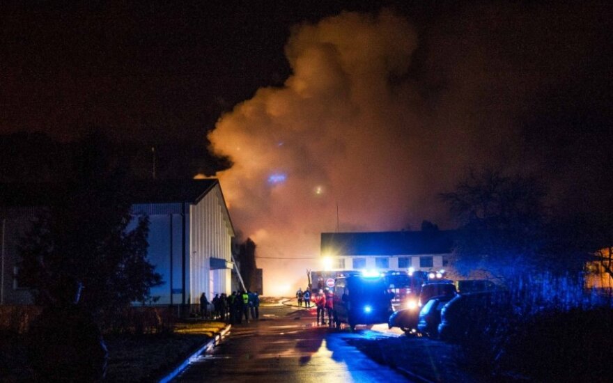 Ночью в Вильнюсе горело здание конной полиции
