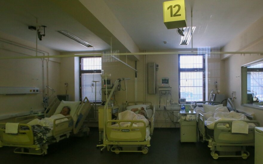 Число заболевших коронавирусом в России превысило тысячу человек, еще одна больная умерла