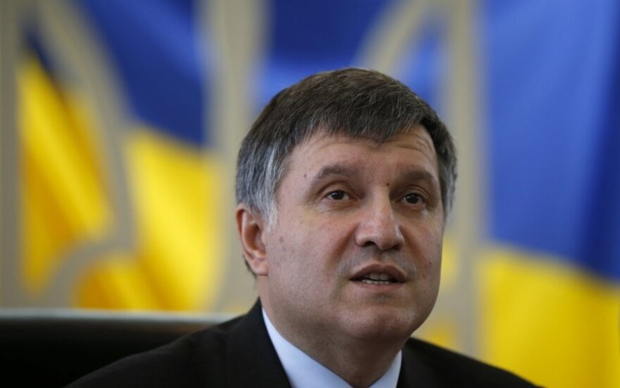 Глава МВД Украины Аваков подал в суд на Саакашвили