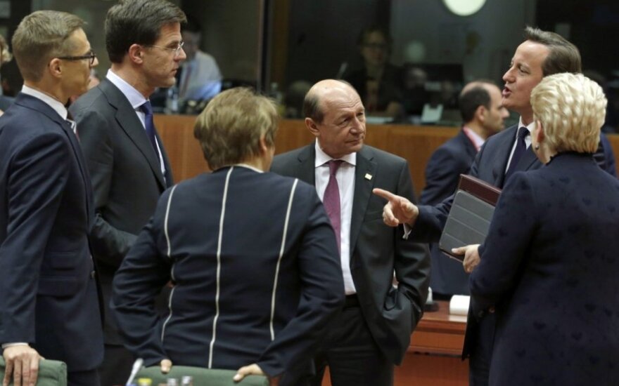 Iš kairės : Suomijos ministras pirmininkas Alexanderis Stubbas, Vokietijos ministras pirmininkas Markas Rutte, Latvijos ministrė pirminkė Laimdota Straujuma, Rumunijos Prezidentas Traianas Basescu, Didžiosios Britanijos ministras pirmininkas Davidas Camer