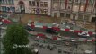 Рабочие против стихии - гроза повалила ограждения на перекопанных улицах Москвы