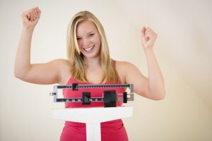 Karinė dieta: žadama, kad per savaitę ištirps 4 kg - DELFI Sveikata, Naujos svorio metimo naujienos