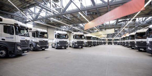 „Hegelmann Transporte“ iš „Silberauto“ įsigijo 1000 „Mercedes-Benz Actros“ vilkikų