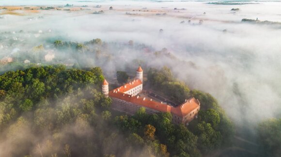 Pasigrožėkite užburiančiais Lietuvos gamtos ir istorinių pastatų vaizdais: sukūrė vaizdo klipą atskleidžiantį šalies grožį