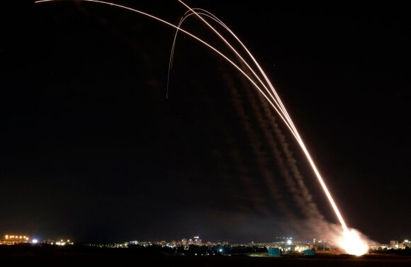 Missiles fly out of Gaza Strip: Hamas staged massive attack after Israeli airstrike collapse