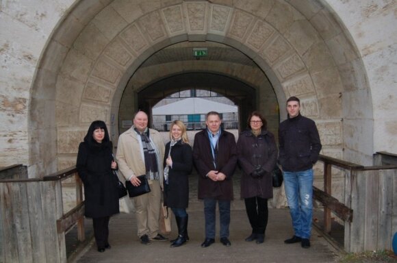 Asociacijos TAGAVA delegacija parodoje: antras iš dešinės - vadovas Tomas Gailius, viduryje - šinšilų augintojas Alvydas Barsteiga