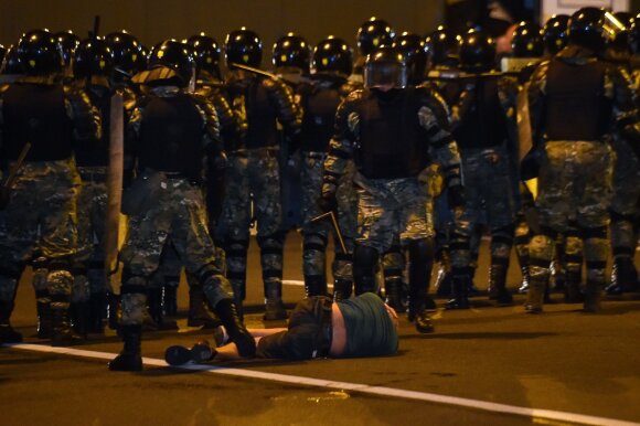 Belarusians protest against election results in Minsk