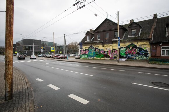 Housing in this district is available only to exclusive buyers - some property prices are higher here than in the old town.