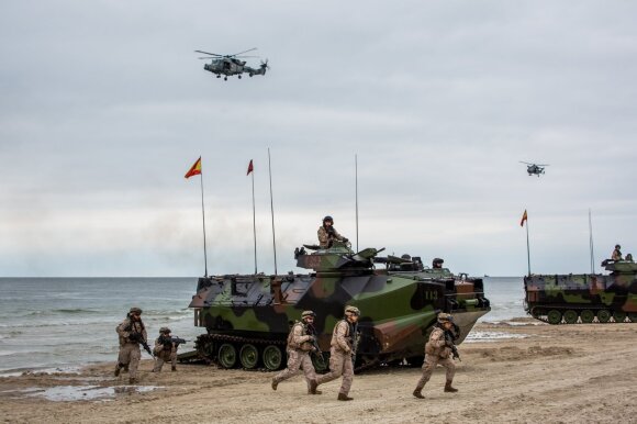 На побережье Литвы – впечатляющие десантные операции союзников: это не рядовые учения