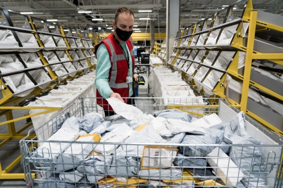 Lithuanian Post automates processes: fewer employees will be needed, but packages will arrive much faster