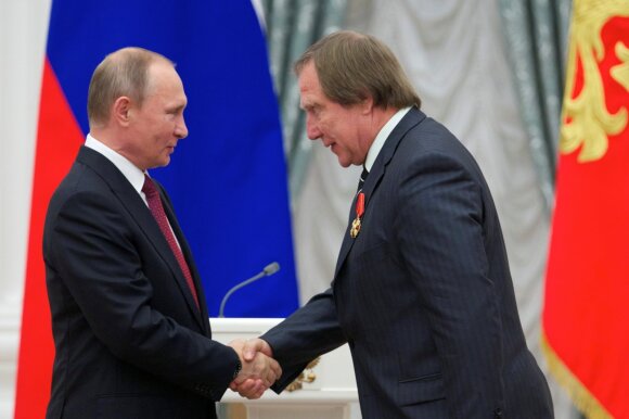 Vladimir Putin, Sergei Roldugin