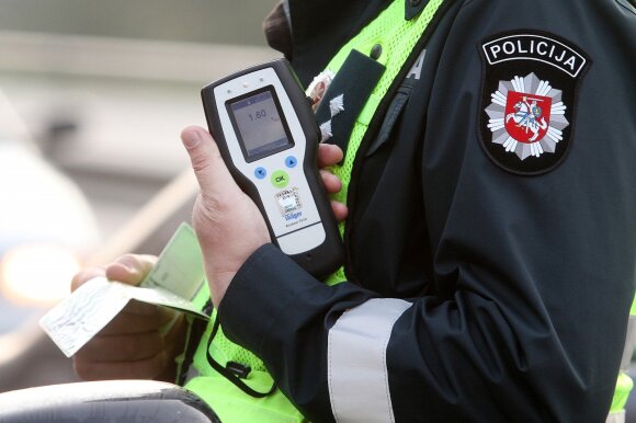 Baudos girtų vairuotojų keleiviams: ar jie jų nusipelnė?