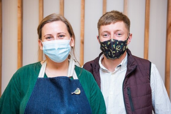 The pandemic did not prevent the young couple from realizing their dream: they opened a cozy cafe in a small town