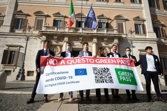 Italy and the green passport