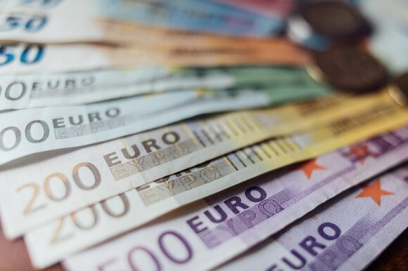 Verslo „liudytojas“ per mėnesį sumoka apie 10 eurų, kai darbuotojas – 260 eurų: ar kiti metai gali būti paskutiniai?