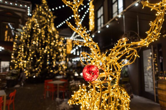 Вильнюс украшают к Рождеству: уют и виды словно из сказки