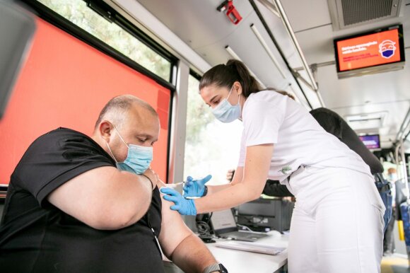 Vaccination bus delivery in Vilnius