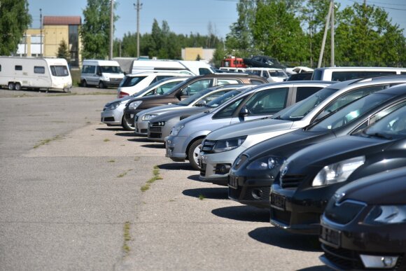 Car market in Panevėžys