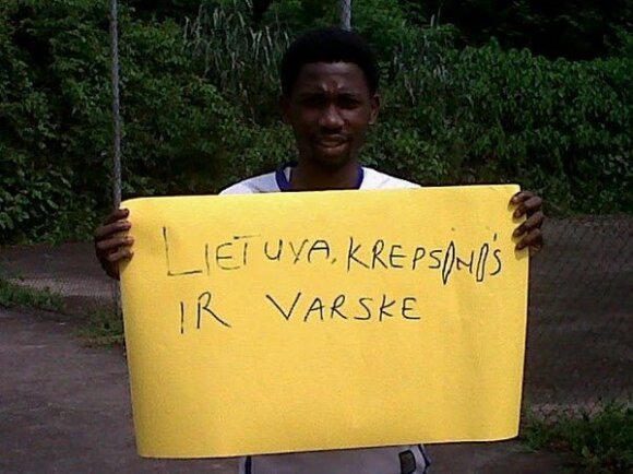 Kaip Nigerijos sukčiai per 15 dienų tapo Lietuvos krepšinio rinktinės fanais