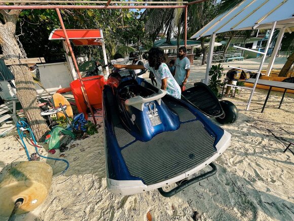 Popular water entertainment in the Maldives cost the journalist more than the trip itself