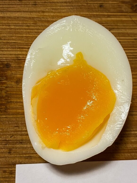 Experiment: boiled eggs