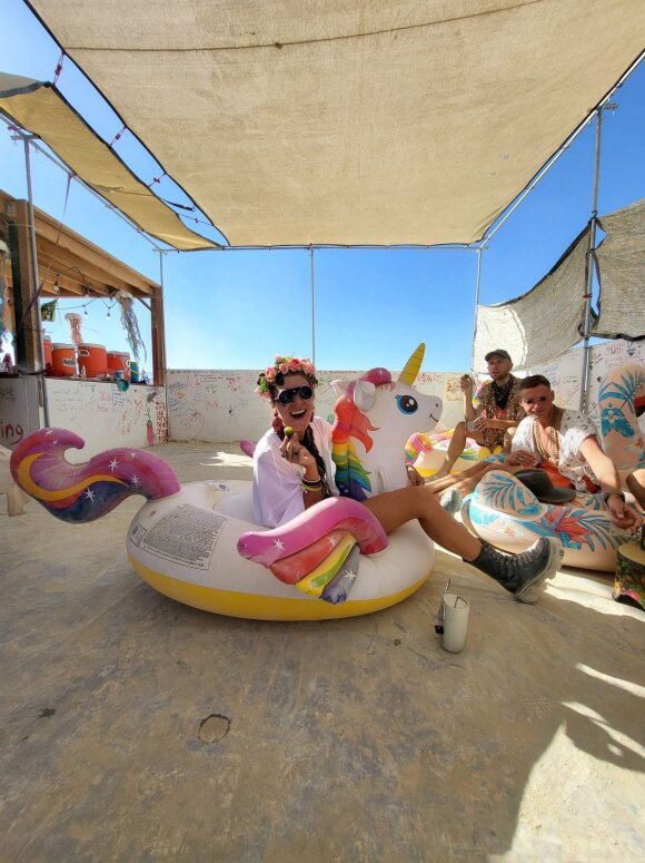 Narkotikai, lėbavimai ir orgijos – „Burning Man“ festivalį gaubia daugybė stereotipų: Martynas papasakojo, kas ten vyksta iš tiesų