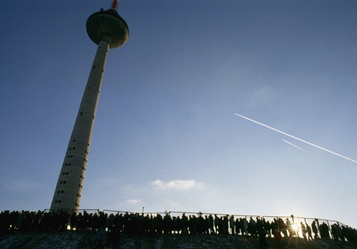 The man in charge of defending the TV tower on a fateful night: did not expect combat ammunition to be used