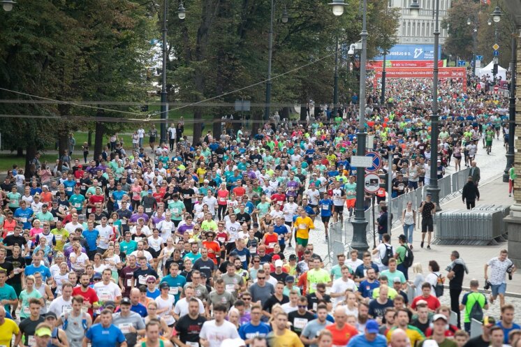 Vilniaus maratone tvarumas toks pat svarbus kaip ir tikslus dalyvių bėgimo laiko matavimas